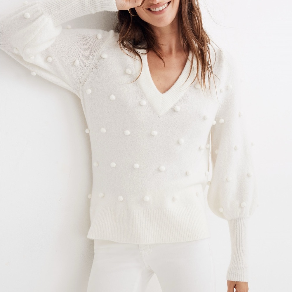 Madewell Bobble Pom Pom Dashwood V-Neck Sweater in Coziest Yarn